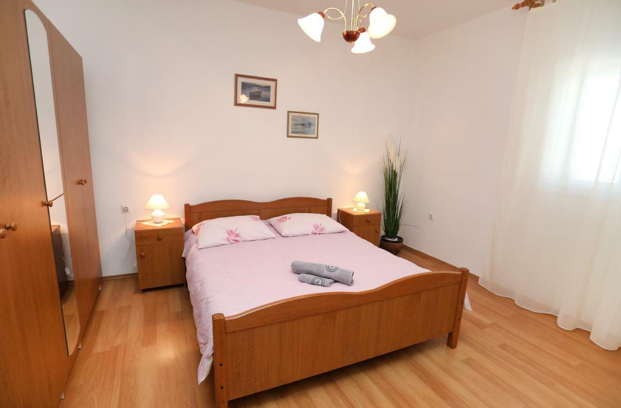 Apartment Katarina Trogir Bagian luar foto