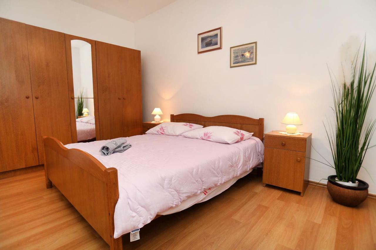 Apartment Katarina Trogir Bagian luar foto