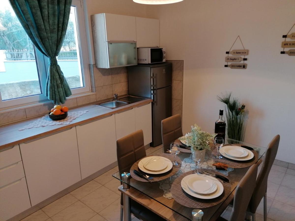 Apartment Katarina Trogir Bagian luar foto