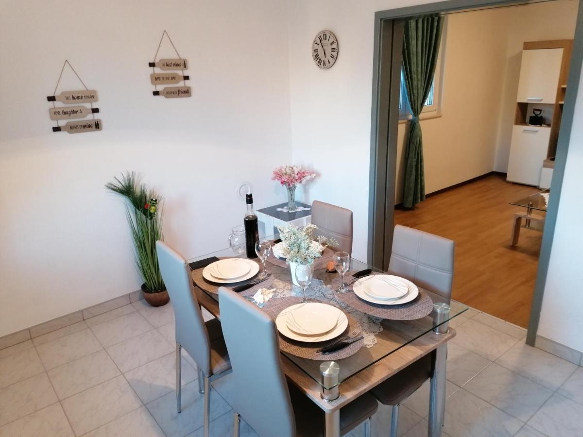 Apartment Katarina Trogir Bagian luar foto